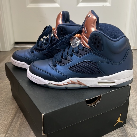 Jordan 5 - Picture 2 of 7